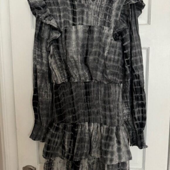ENGLISH FACTORY Black White Tie Dye Smocked Ruffle Preppy Smocked Dress, size M - Picture 2 of 5
